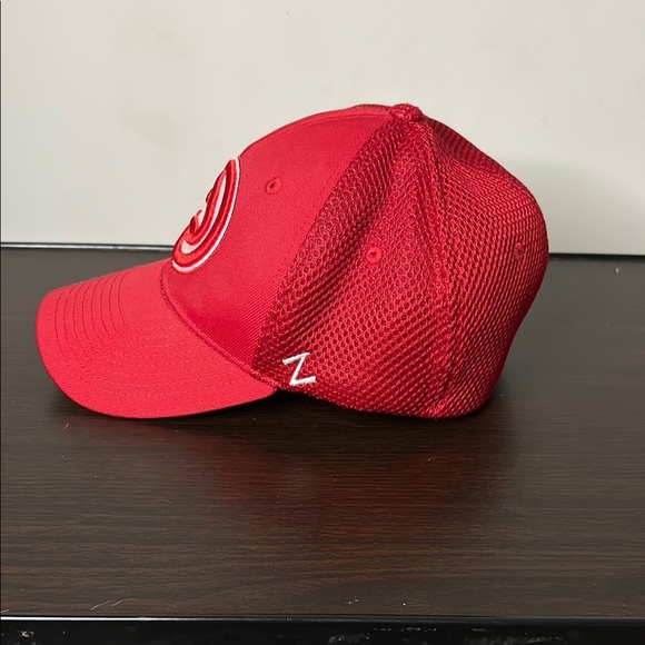 Zephyr Red and White Basketball Logo Hat - Picture 2 of 6
